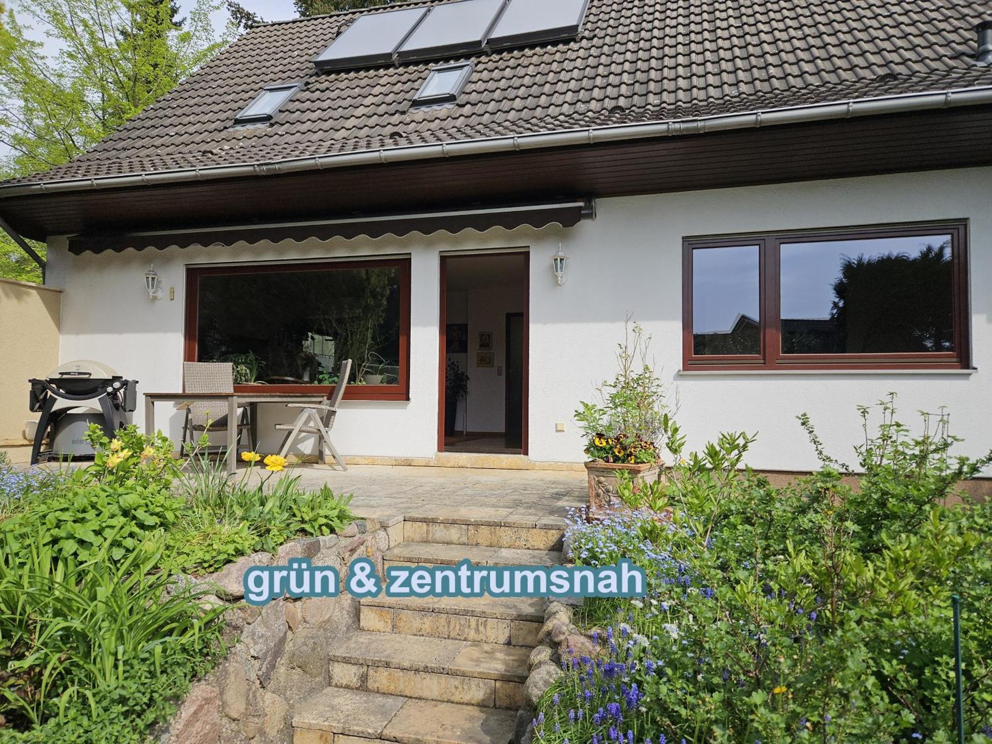 4 Sterne Souterrain Apartment Alt-Mariendorf Berlin Exteriör bild